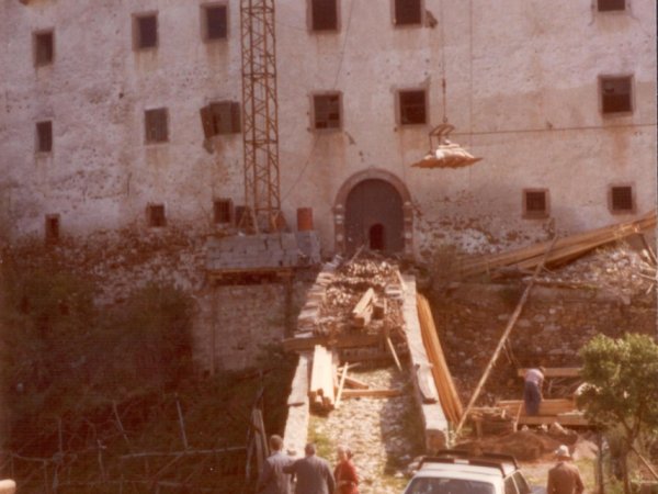 Renovierung Schloss Katzenzungen